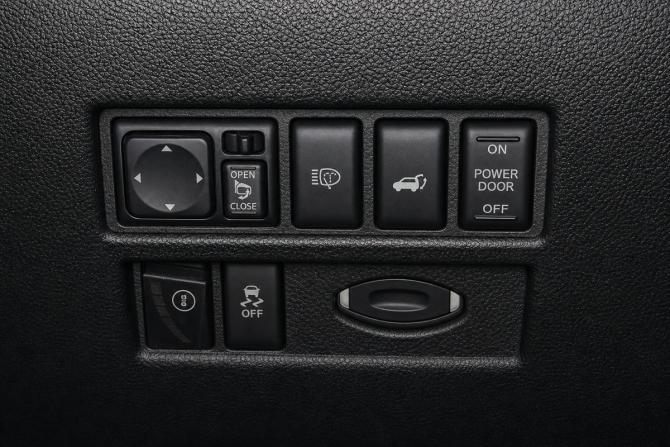 Infiniti QX70 с пробегом 2014 года, цена 2 629 000 рублей, 301000 км, внедорожник, Автокод Объявления