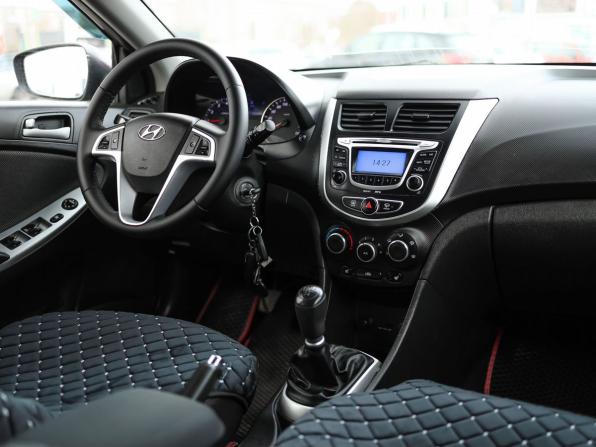 Hyundai Solaris I с пробегом 2011 года, цена 659 000 рублей, 190085 км, хэтчбек, Автокод Объявления
