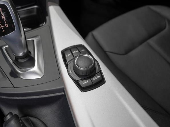 BMW 3 серии VI (F3x) с пробегом 2015 года, цена 2 200 000 рублей, 46453 км, седан, Автокод Объявления