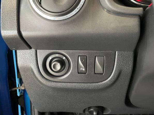 Renault Sandero II с пробегом 2017 года, цена 844 000 рублей, 146359 км, хэтчбек, Автокод Объявления