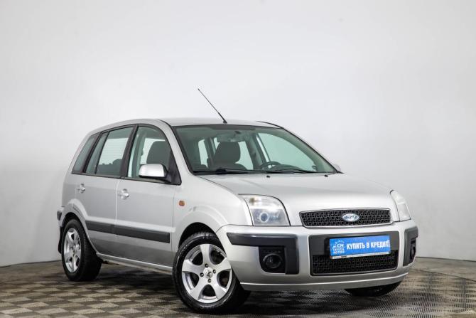 Ford Fusion I Рестайлинг
