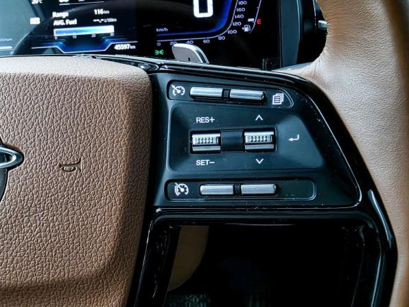 SsangYong Torres с пробегом 2022 года, цена 3 599 000 рублей, 45592 км, внедорожник, Автокод Объявления