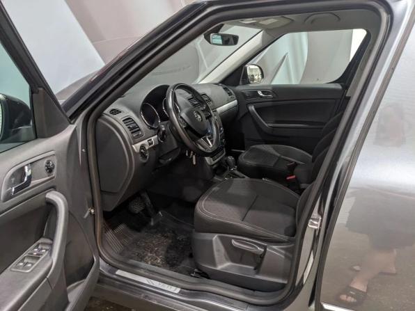 Skoda Yeti I Рестайлинг с пробегом 2016 года, цена 1 475 000 рублей, 187586 км, внедорожник, Автокод Объявления