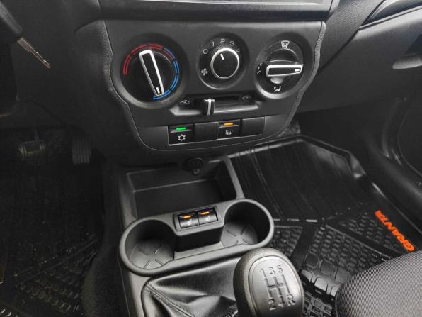 Lada (ВАЗ) Granta I Рестайлинг с пробегом 2024 года, цена 750 000 рублей, 33758 км, лифтбек, Автокод Объявления