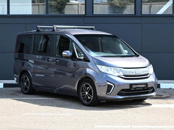 Honda Stepwgn V с пробегом 2016 года, цена 1 549 000 рублей, 201345 км, минивэн, Автокод Объявления