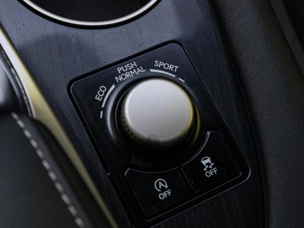 Lexus RX IV с пробегом 2016 года, цена 3 340 000 рублей, 167598 км, внедорожник, Автокод Объявления