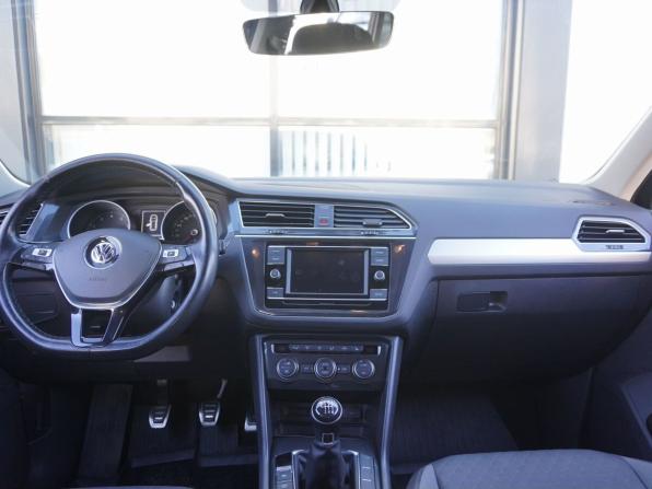 Volkswagen Tiguan II с пробегом 2017 года, цена 1 800 000 рублей, 110946 км, внедорожник, Автокод Объявления