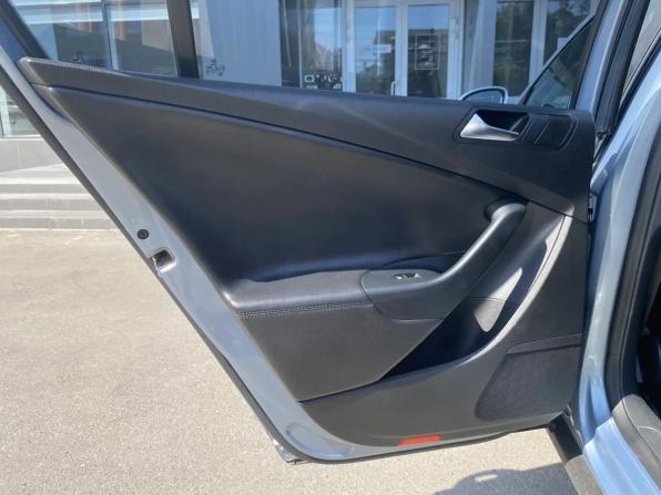 Volkswagen Passat B6 с пробегом 2010 года, цена 835 000 рублей, 282000 км, седан, Автокод Объявления