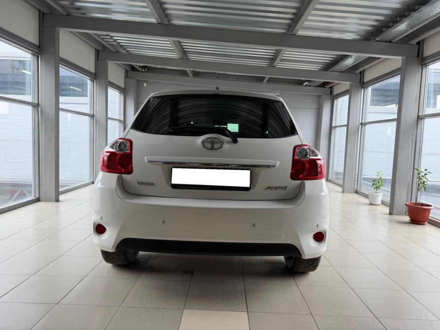 Toyota Auris I Рестайлинг Березовский  - изображение 5