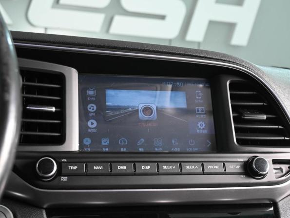 Hyundai Avante VI Рестайлинг с пробегом 2019 года, цена 1 590 000 рублей, 130054 км, седан, Автокод Объявления
