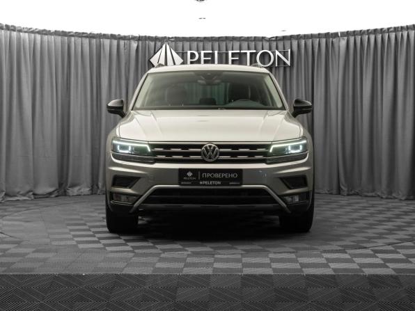 Volkswagen Tiguan II с пробегом 2019 года, цена 2 490 000 рублей, 120864 км, внедорожник, Автокод Объявления