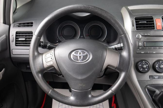 Toyota Auris I с пробегом 2007 года, цена 599 000 рублей, 292240 км, хэтчбек, Автокод Объявления