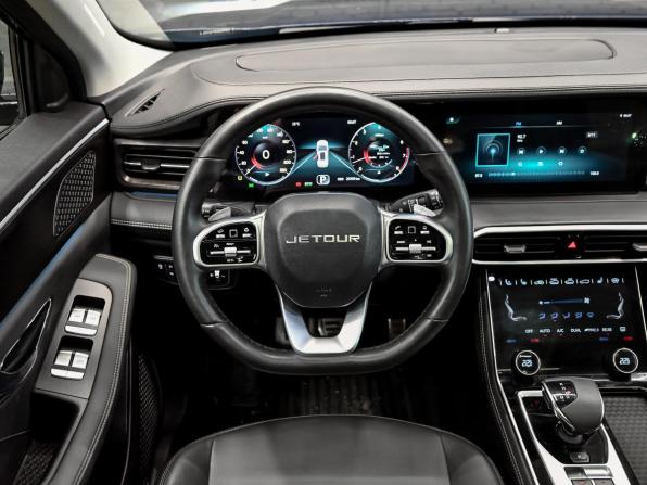 JETOUR X90+ с пробегом 2023 года, цена 2 100 000 рублей, 26347 км, внедорожник, Автокод Объявления