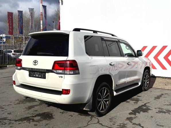 Toyota Land Cruiser 200 Series Рестайлинг 2 с пробегом 2016 года, цена 5 970 000 рублей, 171442 км, внедорожник, Автокод Объявления