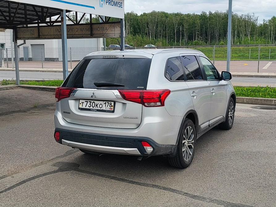 Mitsubishi Outlander III Рестайлинг 2 Санкт-Петербург  - изображение 2