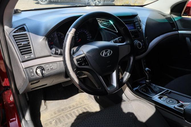 Hyundai i40 I с пробегом 2013 года, цена 998 000 рублей, 211133 км, седан, Автокод Объявления