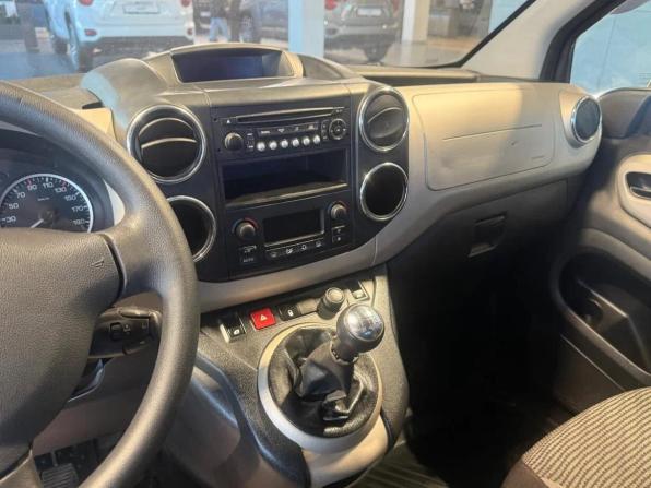 Peugeot Partner II Рестайлинг с пробегом 2012 года, цена 595 000 рублей, 348932 км, минивэн, Автокод Объявления