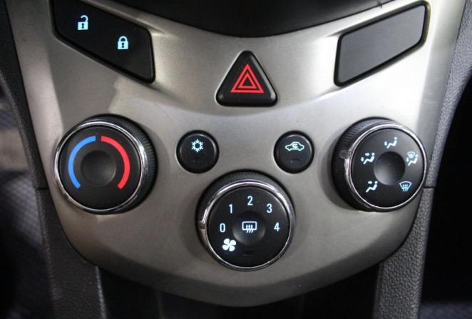 Chevrolet Aveo II с пробегом 2012 года, цена 650 000 рублей, 181096 км, седан, Автокод Объявления