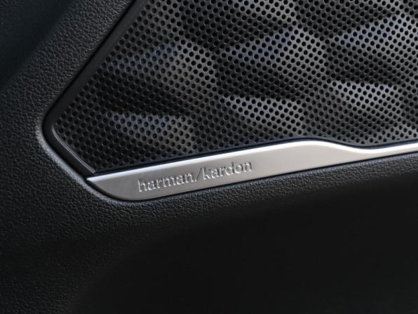 Hyundai Santa Fe IV Рестайлинг с пробегом 2022 года, цена 4 120 000 рублей, 54414 км, внедорожник, Автокод Объявления