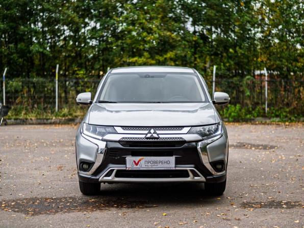 Mitsubishi Outlander III Рестайлинг 2 с пробегом 2018 года, цена 1 250 000 рублей, 328300 км, внедорожник, Автокод Объявления