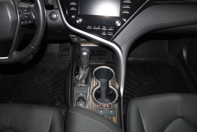 Toyota Camry VIII (XV70) с пробегом 2020 года, цена 3 500 000 рублей, 27600 км, седан, Автокод Объявления