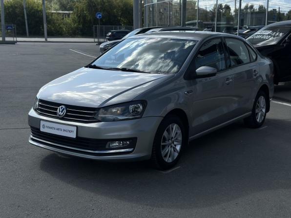 Volkswagen Polo V Рестайлинг с пробегом 2017 года, цена 1 225 000 рублей, 80481 км, седан, Автокод Объявления