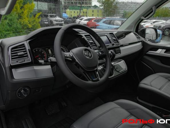 Volkswagen Multivan T6 с пробегом 2019 года, цена 5 900 000 рублей, 134735 км, минивэн, Автокод Объявления