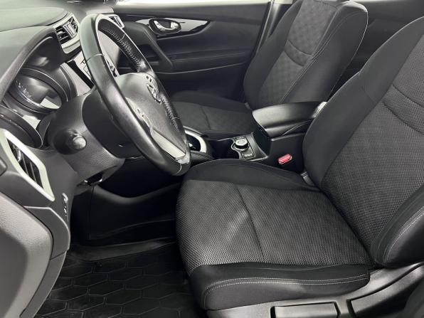 Nissan Qashqai II с пробегом 2018 года, цена 1 890 000 рублей, 107700 км, внедорожник, Автокод Объявления