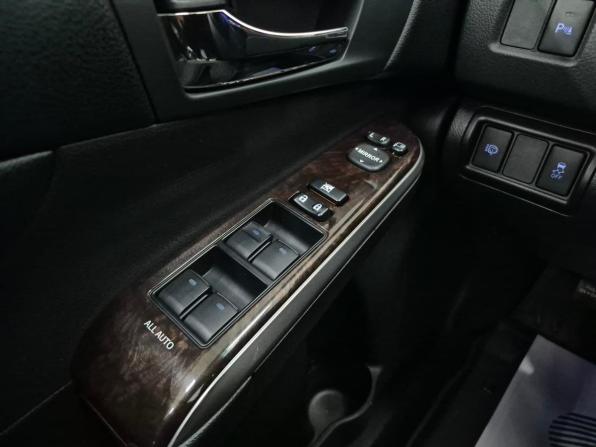 Toyota Camry VII (XV50) Рестайлинг 2 с пробегом 2017 года, цена 2 145 000 рублей, 131582 км, седан, Автокод Объявления