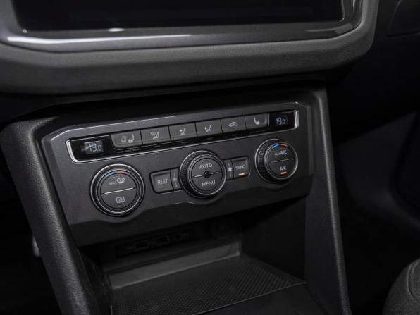 Volkswagen Tiguan II с пробегом 2019 года, цена 2 470 000 рублей, 66795 км, внедорожник, Автокод Объявления
