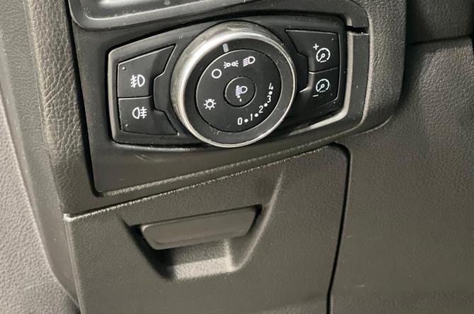 Ford Focus III с пробегом 2012 года, цена 689 000 рублей, 192451 км, хэтчбек, Автокод Объявления
