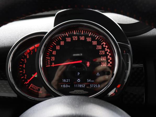 Mini Hatch III (F55/F56) с пробегом 2017 года, цена 2 178 000 рублей, 117850 км, хэтчбек, Автокод Объявления