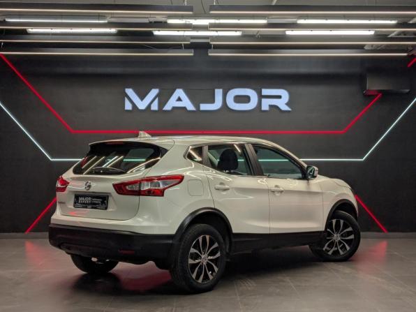 Nissan Qashqai II с пробегом 2017 года, цена 1 790 000 рублей, 64996 км, внедорожник, Автокод Объявления