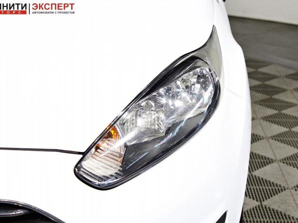 Ford Fiesta Mk6 Рестайлинг с пробегом 2018 года, цена 1 097 000 рублей, 102875 км, хэтчбек, Автокод Объявления