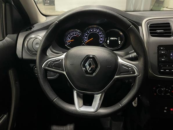 Renault Sandero II Рестайлинг с пробегом 2019 года, цена 980 000 рублей, 89833 км, хэтчбек, Автокод Объявления