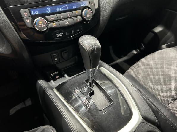 Nissan Qashqai II с пробегом 2016 года, цена 1 249 000 рублей, 221449 км, внедорожник, Автокод Объявления
