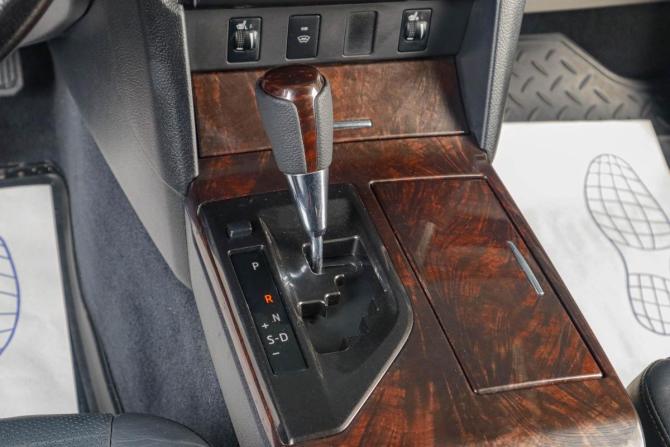 Toyota Camry VII (XV50) Рестайлинг с пробегом 2015 года, цена 1 799 000 рублей, 240106 км, седан, Автокод Объявления