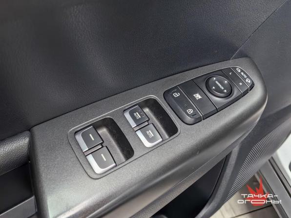 Kia Sportage IV Рестайлинг с пробегом 2018 года, цена 2 158 000 рублей, 115000 км, внедорожник, Автокод Объявления