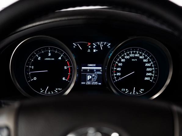Toyota Land Cruiser 200 Series с пробегом 2011 года, цена 3 000 000 рублей, 281205 км, внедорожник, Автокод Объявления