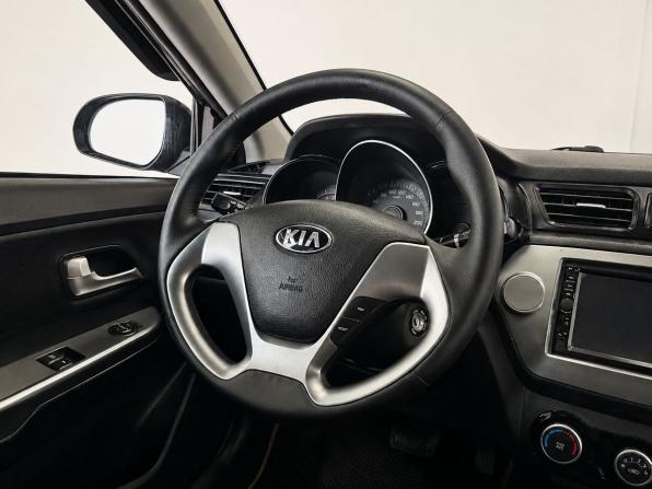 Kia Rio III с пробегом 2015 года, цена 919 000 рублей, 184129 км, седан, Автокод Объявления
