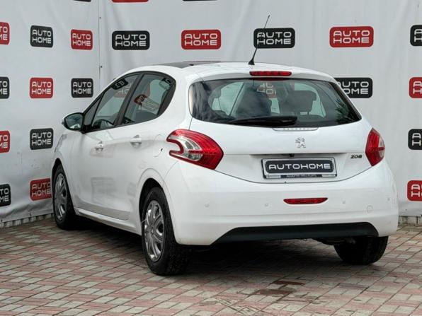 Peugeot 208 I с пробегом 2013 года, цена 499 990 рублей, 210000 км, хэтчбек, Автокод Объявления