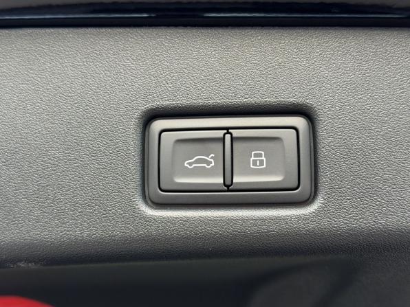 Audi Q5 III (GU) с пробегом 2026 года, цена 5 990 000 рублей, 25 км, внедорожник, Автокод Объявления