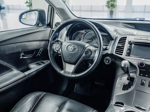 Toyota Venza I Рестайлинг с пробегом 2013 года, цена 1 766 000 рублей, 249118 км, внедорожник, Автокод Объявления