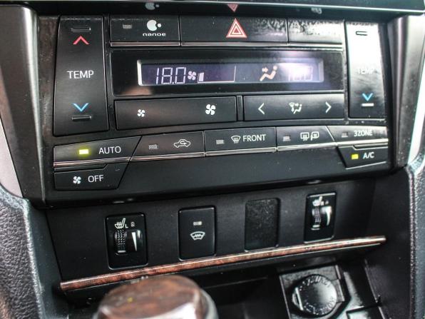 Toyota Camry VII (XV50) Рестайлинг с пробегом 2016 года, цена 1 820 000 рублей, 206754 км, седан, Автокод Объявления