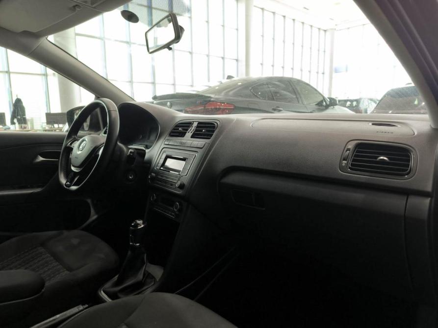 Volkswagen Polo V Рестайлинг Казань  - изображение 13