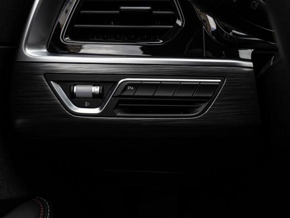 Geely Tugella I Рестайлинг с пробегом 2022 года, цена 2 850 000 рублей, 32174 км, внедорожник, Автокод Объявления