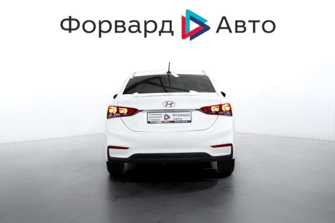 Hyundai Solaris II с пробегом 2019 года, цена 1 199 000 рублей, 205001 км, седан, Автокод Объявления