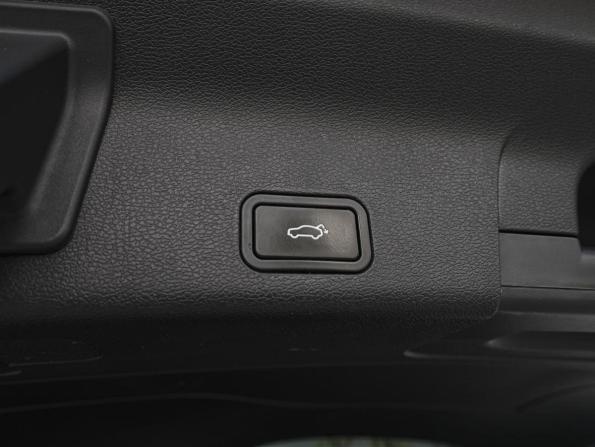 Geely Atlas Pro с пробегом 2022 года, цена 1 877 800 рублей, 84094 км, внедорожник, Автокод Объявления