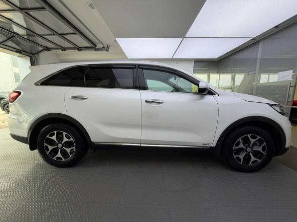 Kia Sorento III Prime Рестайлинг с пробегом 2019 года, цена 2 549 000 рублей, 131500 км, внедорожник, Автокод Объявления
