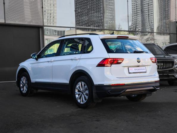 Volkswagen Tiguan II Рестайлинг с пробегом 2021 года, цена 2 599 000 рублей, 53500 км, внедорожник, Автокод Объявления